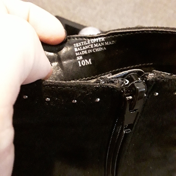 🆕️ Charles David | Studded Stiletto Ankle Boots - Picture 7 of 8